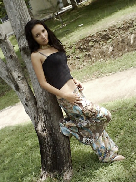 Miss BCBG Joanna D